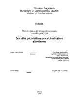 Research Papers 'Sociālie pabalsti maznodrošinātajiem skolēniem', 1.